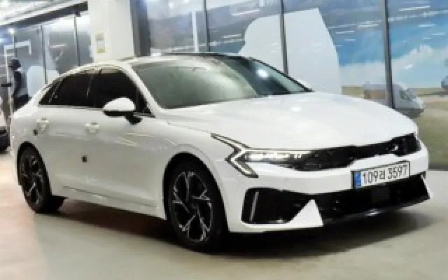 더뉴K5 중고차 더 뉴 K5 하이브리드 3세대 시그니처 매물 사진 2 - 2023/12 54,882km